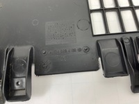 фото thumb №6, Захист нижня панелі розподільчої na nogami пасажира mercedes w124 1246894108