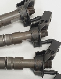 фото thumb №9, Форсунка інжектор mercedes ml w164 a6420701387