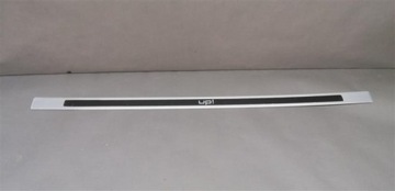 фото thumb №1, Планка накладка порога права vw up 3 двері