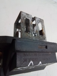 фото thumb №4, N69 резистор резистор вентилятора радіатора opel crossland 98372a