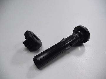 фото thumb №5, Направляющая подголовник renault clio 7701205734