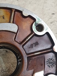 фото thumb №7, Насос масла оригинальный номер 3065014 volvo v70 ii 2.5t 03r.