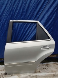 фото thumb №1, Mercedes ml w163 дверь левая задняя задние полный