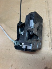 фото thumb №1, Замок дверь правый перед zafira a 24444016ey 3 контакты