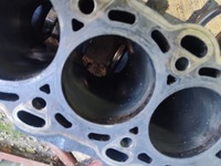 фото thumb №7, Блок двигуна з stopami вала opel 2.0 90400240