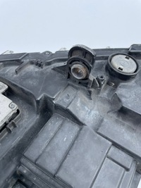 фото thumb №10, Лампа права bi ксенон поворотний passat b7 19!