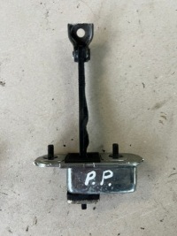 фото thumb №1, Hyundai i20 ii 14- ограничитель дверь перед