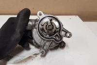 фото thumb №8, Насос вакуумный volvo v40 cross country 526 31375107 2.0l дизель 110kw 2014