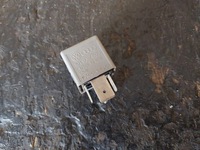 фото thumb №6, Реле volkswagen 191937503 18