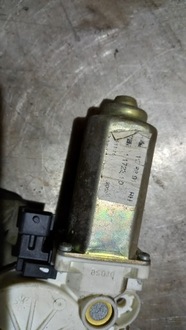 фото thumb №3, Моторчик стёкла правый зад saab 93 04r 2.2d