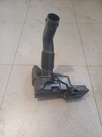 фото thumb №9, Впуск резонатор повітря peugeot 308 berlingo iii 1,5 hdi 9810920880