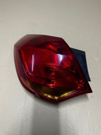 фото thumb №1, Лампа задняя opel astra j 4 iv hb