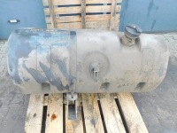 фото thumb №1, Mercedes 2628 econic 01r бак bak топлива