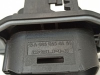 фото thumb №9, Втулка проводка дверь задних mercedes-benz c w204 a0045454440