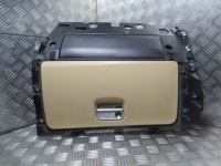 фото thumb №1, Porsche macan бардачок пассажира кожа luxorbeige