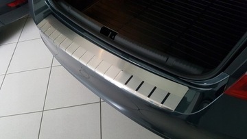 LISTWA NA ZDERZAK NAKŁADKA SKODA RAPID 4D