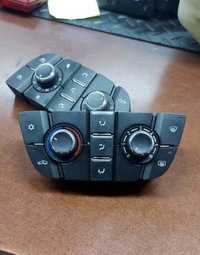 фото thumb №1, Панель обдув 13343707 opel astra j