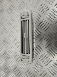 фото thumb №1, Решётка обдув vw sharan