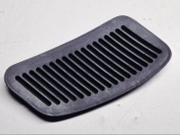 фото thumb №1, Toyota yaris 2 ii решітка багажника заглушка 64746-0d030