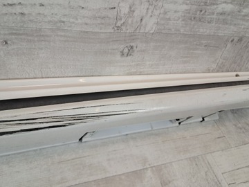 фото thumb №5, Toyota yaris iv планка накладка пороговая правая 75850-k0080