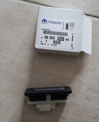 фото thumb №6, Кнопка открывания крышки багажника opel mokka b 2 9820395580