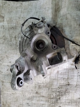 фото thumb №1, Jaguar f-pace x761 поворотный кулак ступица правые зад