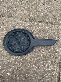 фото thumb №1, Заглушка противотуманной фары левая 9673857077 peugeot 208