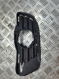 фото thumb №1, Правая решётка na противотуманная фара mercedes w204