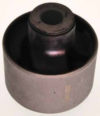 фото thumb №2, Втулка мост toyota granvia/ grand hiace 95-05