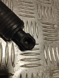 фото thumb №13, Porsche macan 95b привід амортизатор кришки 95b827851c