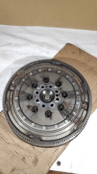 фото thumb №5, Колесо двухмассовый сцепление 2.2cdi w204 a6510303905