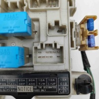 фото thumb №9, Коробка предохранителей toyota previa _r3_ 8922128140 29020157 2.0l 85kw