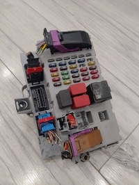 фото thumb №5, Коробка предохранителей 51735171 fiat punto ii