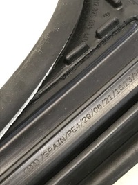 фото thumb №6, Прокладка планка дверь правая зад audi a2