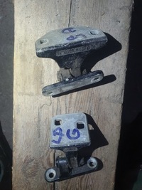 фото thumb №1, Петля петлі ліва перед комплект góra dół mercedes a168 2002 lift 1.4