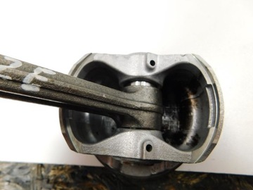 фото thumb №14, 4 поршні шатуни mazda 3 bk 1.6 16v набір b6-ze kpl поршень шатун