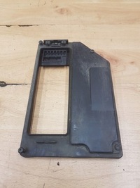 фото thumb №1, Крышка защита коробка предохранителей volvo 850