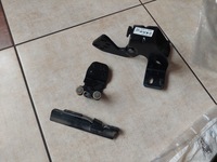 фото thumb №2, Ролик направляющая дверь правых - opel zafira life