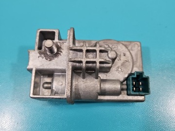 фото thumb №11, Комп'ютер блок керування двигуна a6421508900 mercedes e c207 a207 3.0 cdi