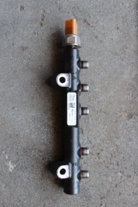 фото thumb №1, Citroen c4 ii 1.6 e-hdi молдинг впрыскная датчик