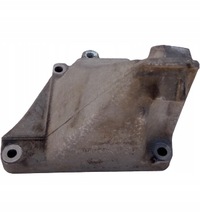 фото thumb №1, Кронштейн двигуна ліва mercedes w219 w211 slk r171 w171