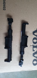 фото thumb №5, Розпилювач фара volvo xc70 s80 v70 12-15r