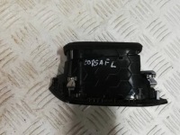 фото thumb №3, Opel corsa f решётка обдув консоли правая