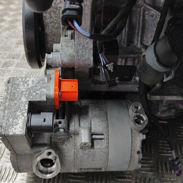 фото thumb №7, Volkswagen tiguan 2021 двигун