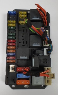 фото thumb №1, Коробка предохранителей range rover iii l322 3.6 d