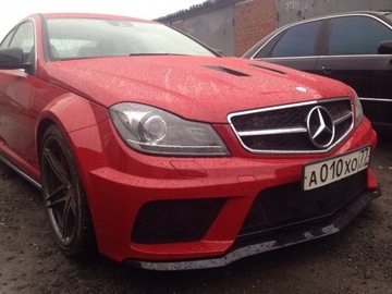 УГЛЕРОДНЫЙ СПОЙЛЕР БАМПЕРА MERCEDES C63 W204