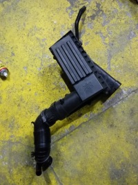 фото thumb №1, Корпус фильтра воздуха vw volkswagen 3c0129601cd 3c0129607bg