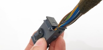 фото thumb №9, Opel astra g 2 штекер роз'єм 32 pin 32pin дисплей mid bid комп'ютер