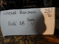 фото thumb №4, Ідеальний бардачок пасажира сірий audi q8 1