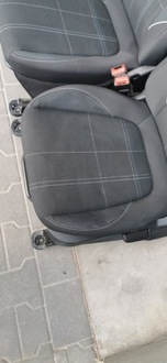 фото thumb №5, Ford fiesta mk8 5d 2017- сиденья перед диван зад комплект